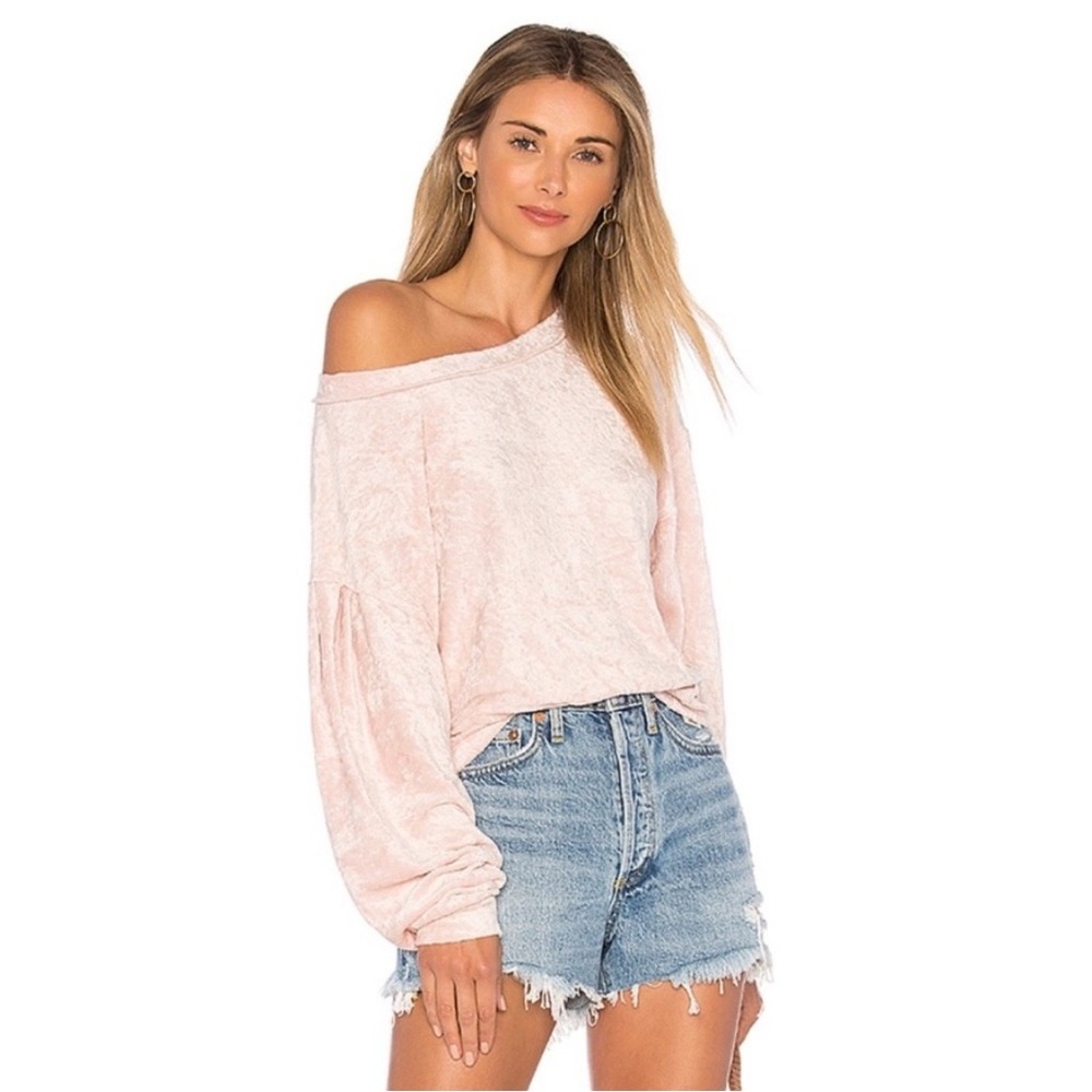 We The Free Crushed Velvet Top Womens Medium Pink Long Sleeve Pullover Blouse